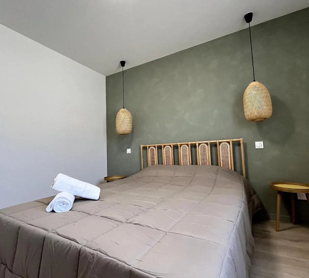 Villa Exotique Avec Piscine - Dolce Rhona Charmes-sur-Rhone